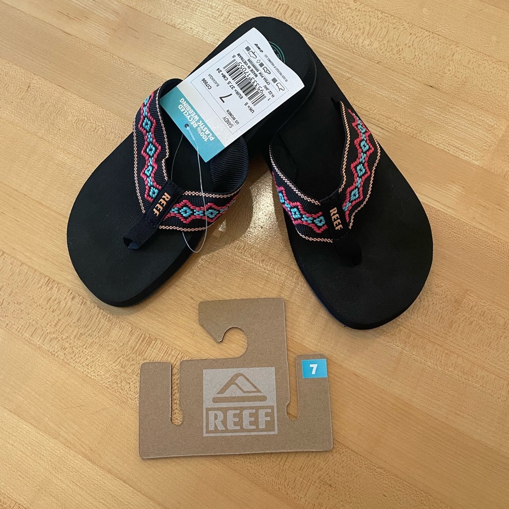 REEF Women's Sandy Flip-Flop NWT Size 7